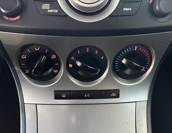 Mazda 3 13