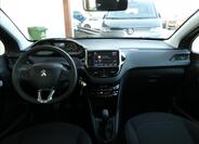 Peugeot 208 26