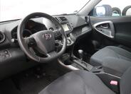 Toyota RAV4 10