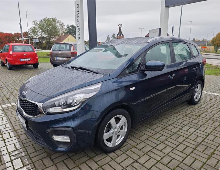 KIA Carens 2