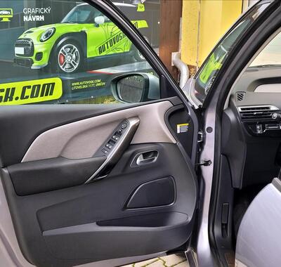 Citroën Grand C4 Picasso 25