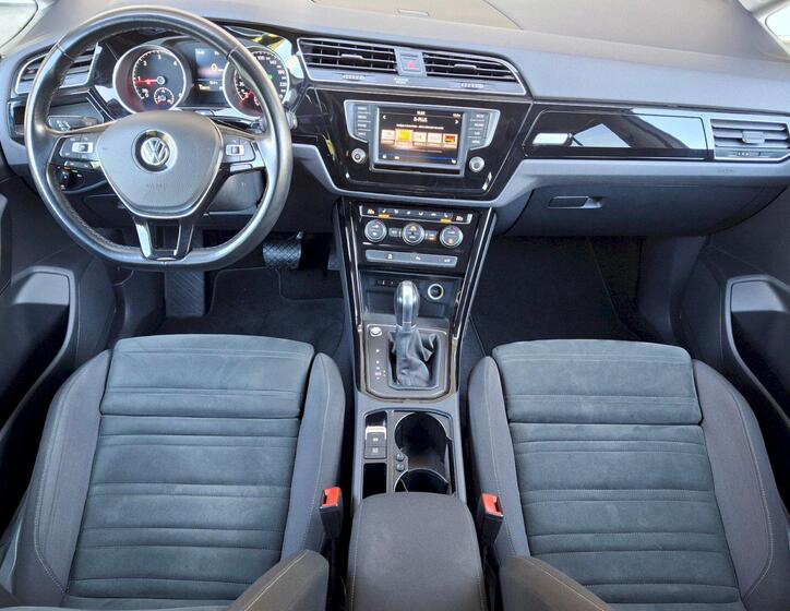 Volkswagen Touran 5