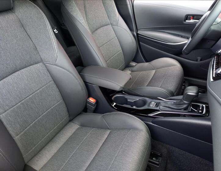 Toyota Corolla 12