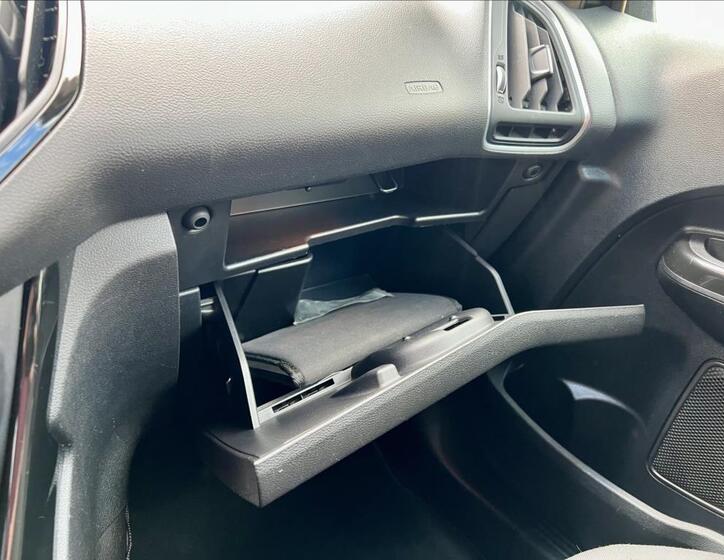 Ford B-MAX 38