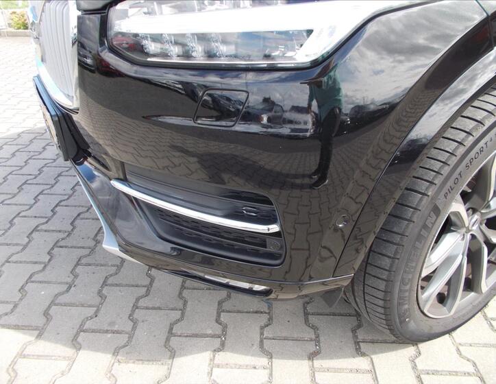 Volvo XC90 6