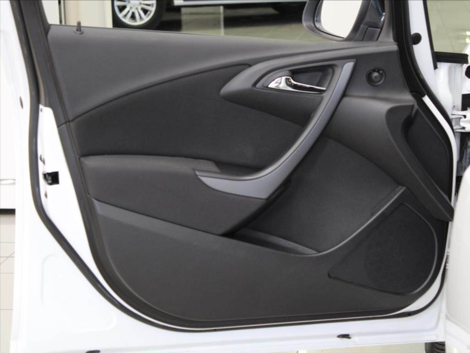 Opel Astra 13