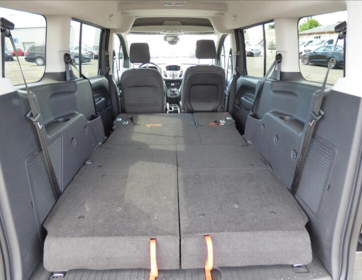 Ford Tourneo Connect 37