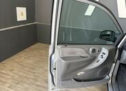 Chrysler Grand Voyager 10