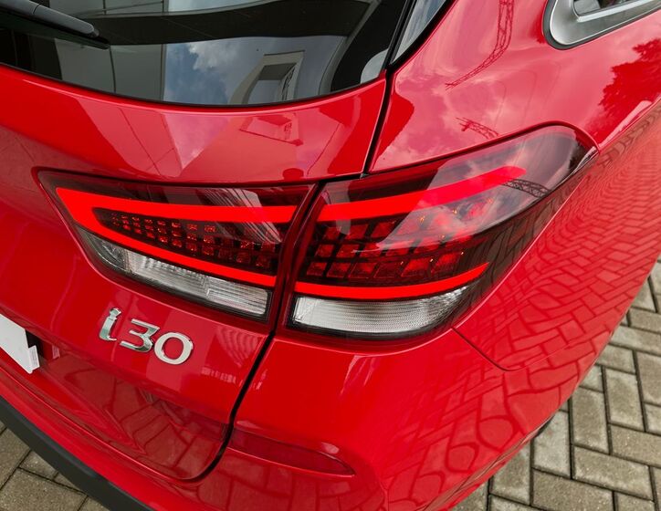 Hyundai i30 11