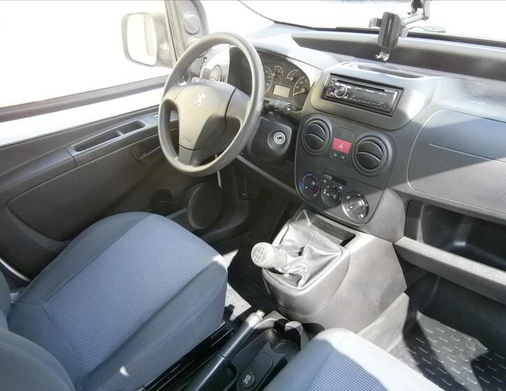 Peugeot Bipper 10