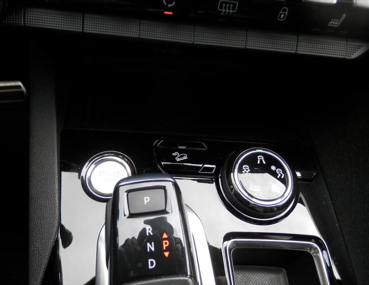 Peugeot 3008 25