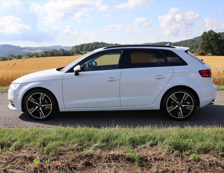 Audi A3 4