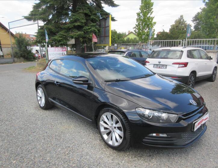 Volkswagen Scirocco 2