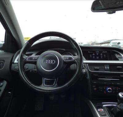 Audi A4 16