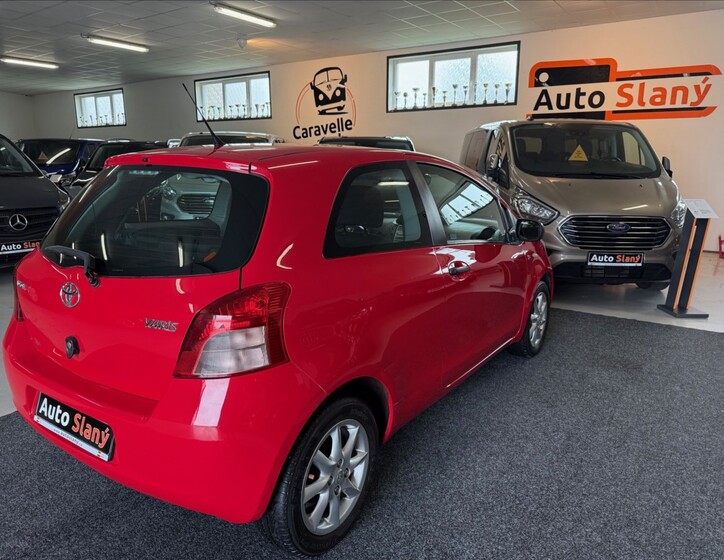 Toyota Yaris 6