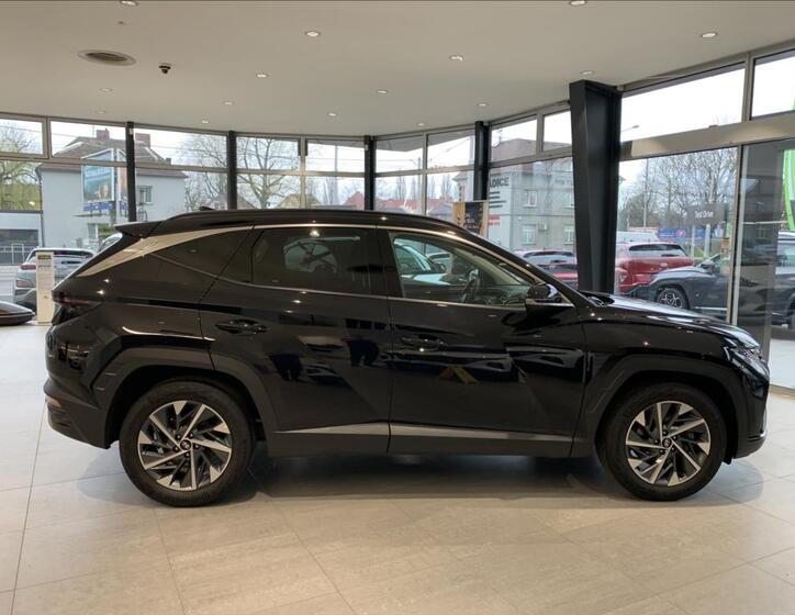 Hyundai Tucson 4