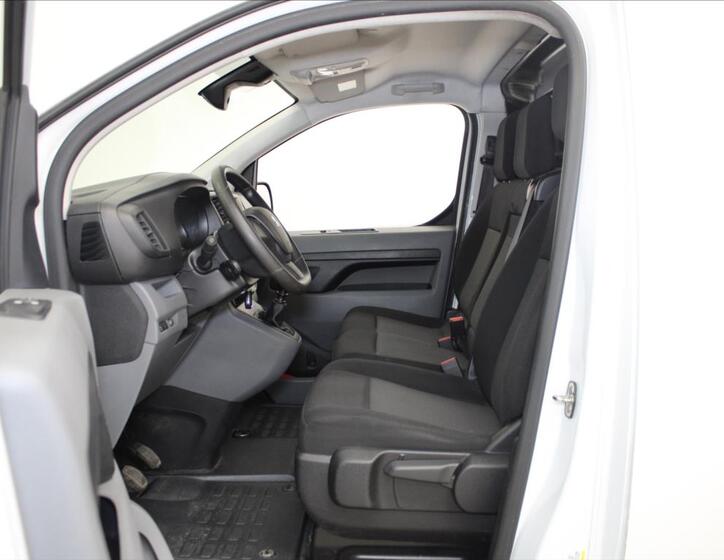 Peugeot Expert 6