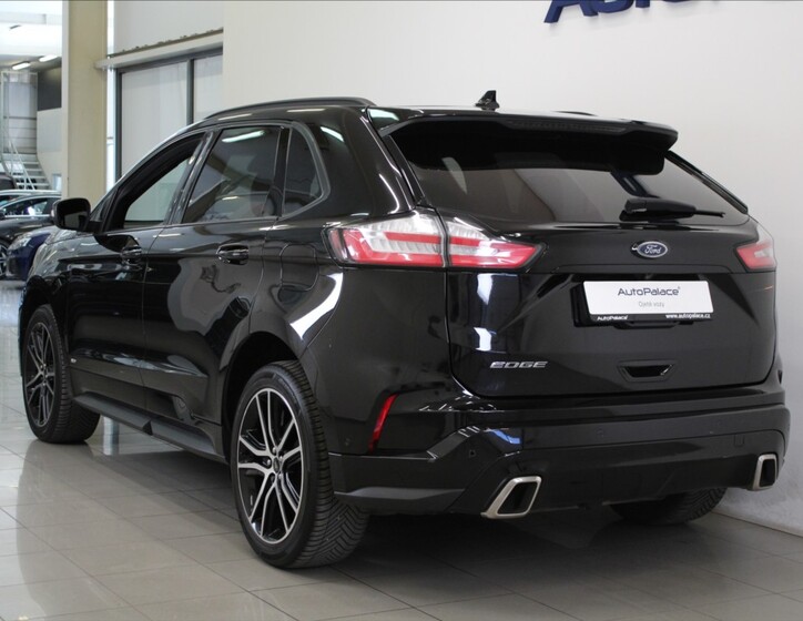Ford Edge 3