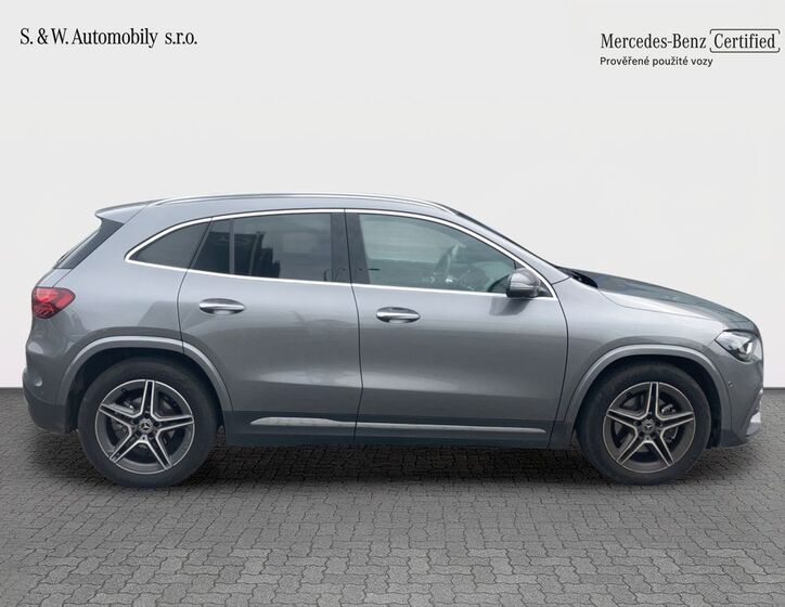 Mercedes-Benz GLA 5