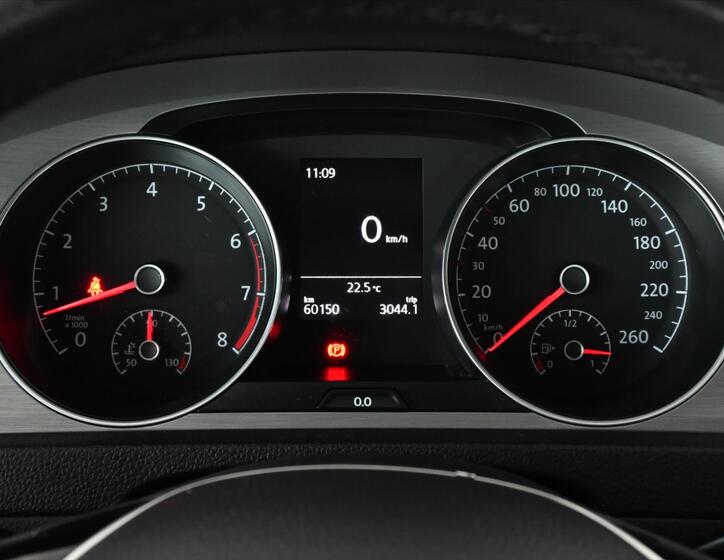 Volkswagen Golf 13