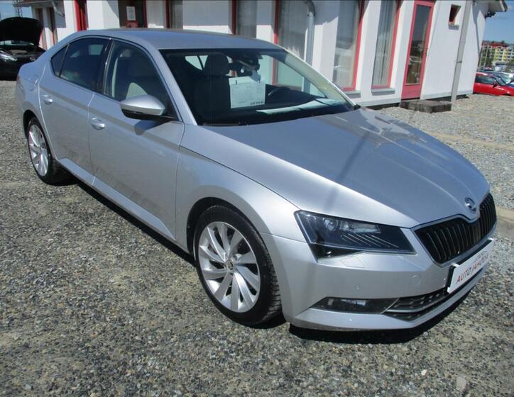 Škoda Superb 2