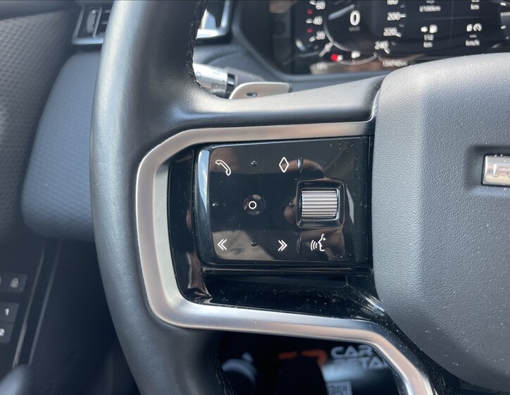 Land Rover Range Rover Velar 28