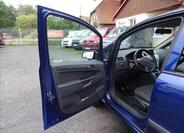 Opel Zafira 9
