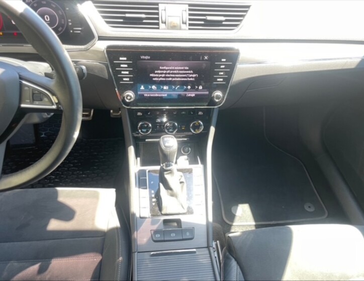 Škoda Superb 10