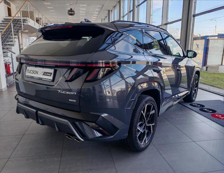 Hyundai Tucson 4