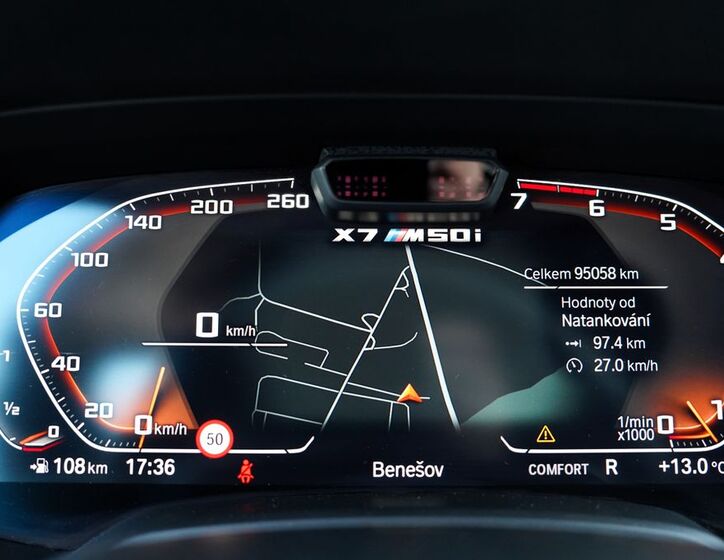 BMW X7 41