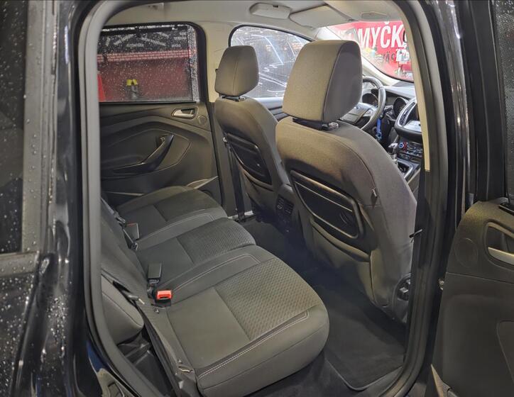 Ford C-MAX 11