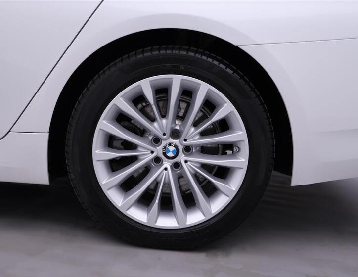 BMW Řada 5 36