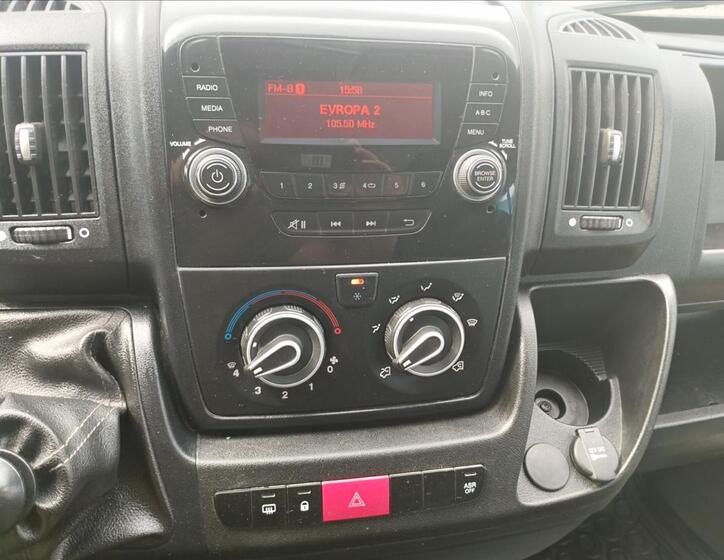 Peugeot Boxer 12