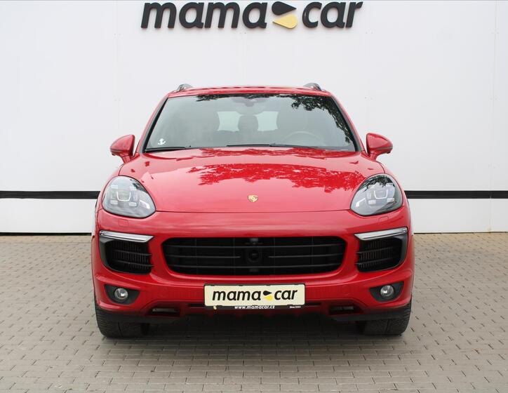 Porsche Cayenne 2