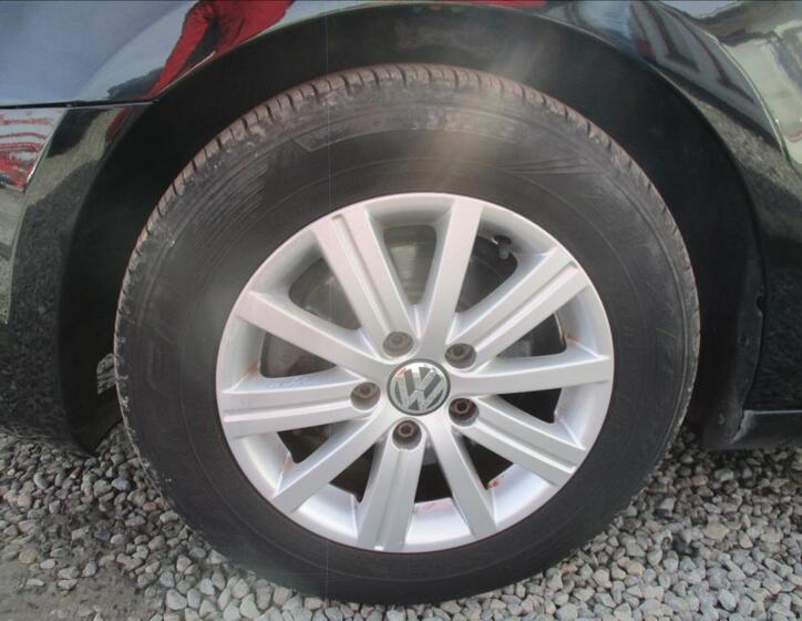 Volkswagen Golf 25