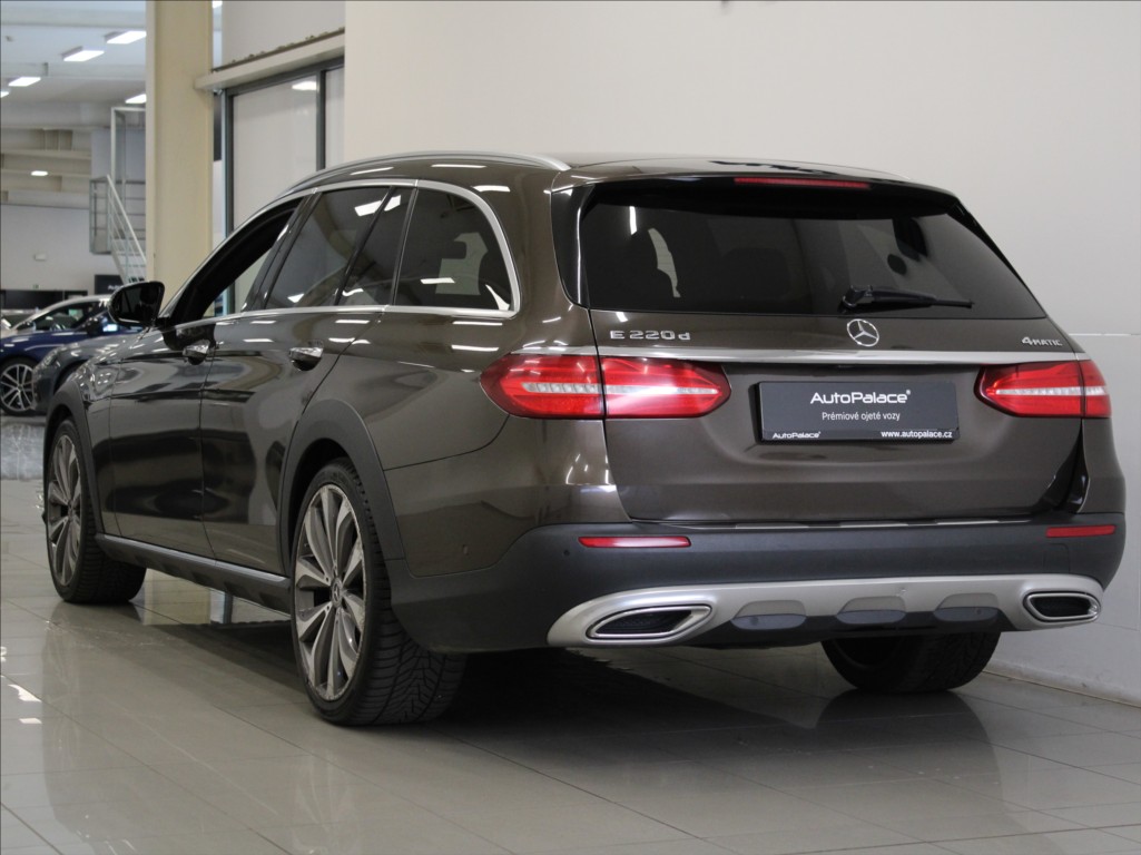 Mercedes-Benz Třídy E