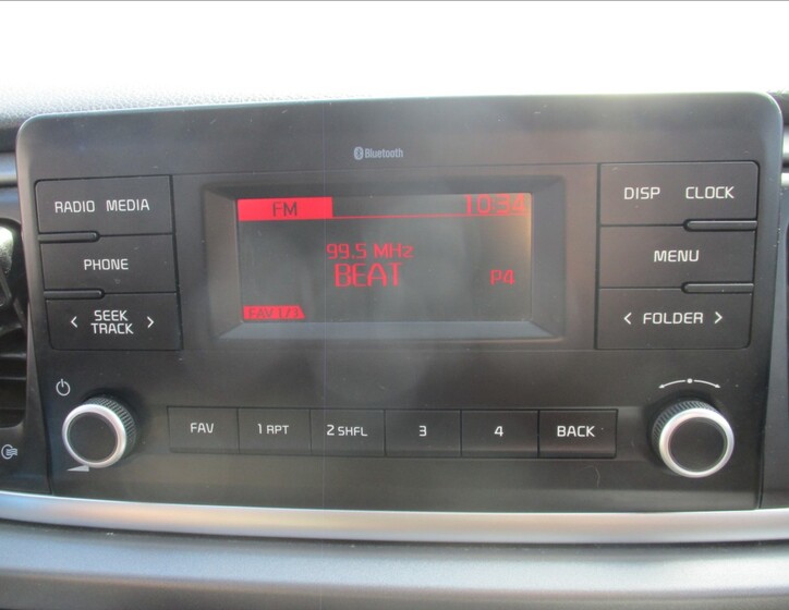 KIA Rio 17