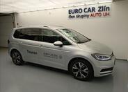 Volkswagen Touran 8