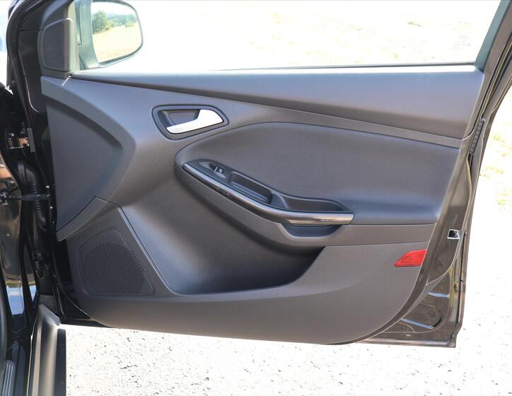Ford Focus 13
