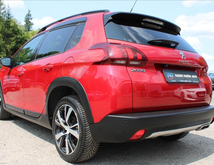 Peugeot 2008 7