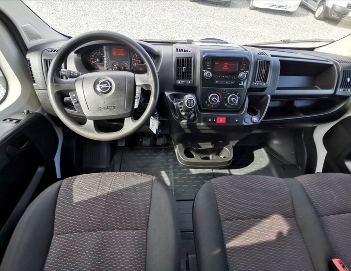 Opel Movano 15