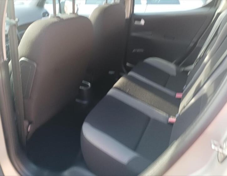 Peugeot 207 8