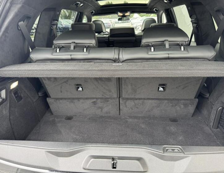 BMW X7 18