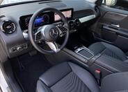 Mercedes-Benz GLB 9