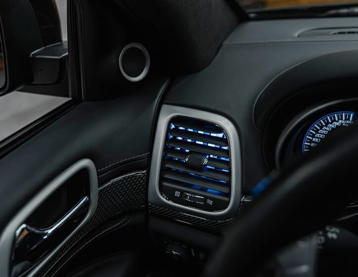 Jeep Grand Cherokee 9
