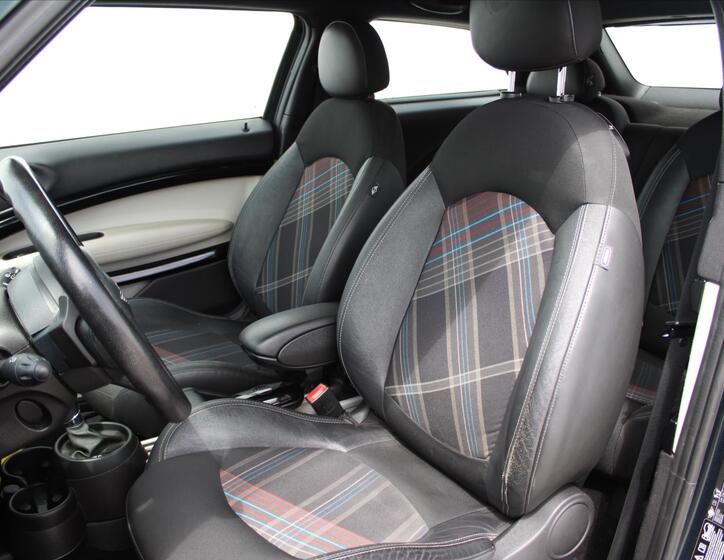 Mini Paceman 10