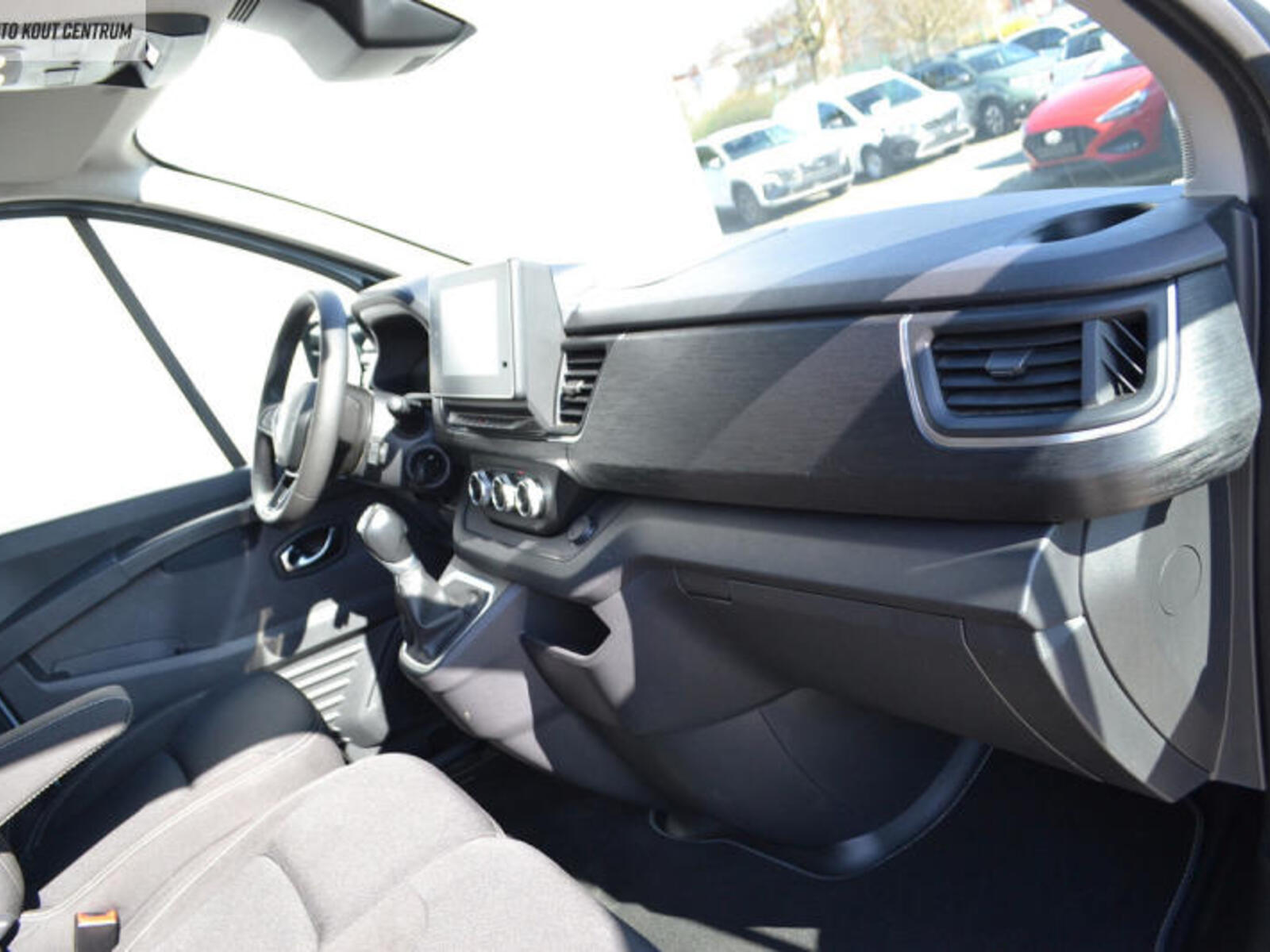 Renault Trafic 17