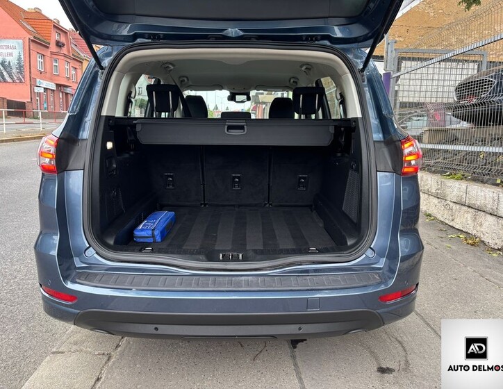 Ford S-MAX 6