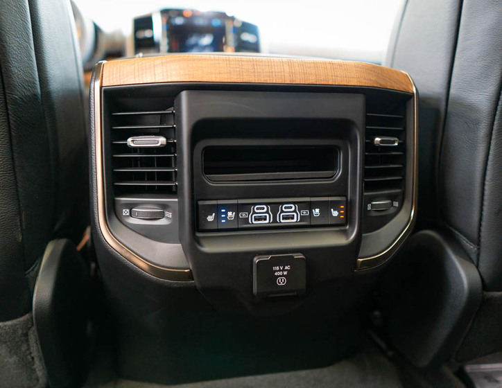 Dodge RAM 37