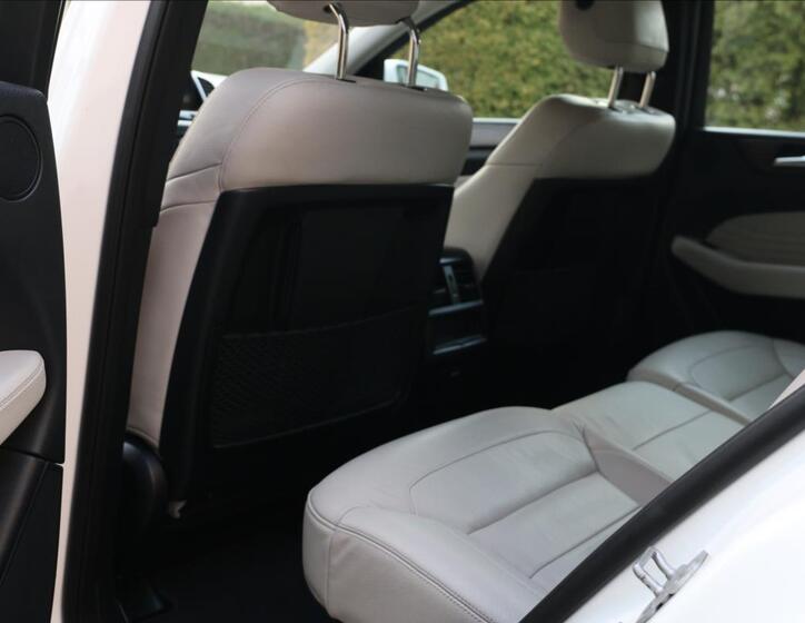 Mercedes-Benz GLE 48